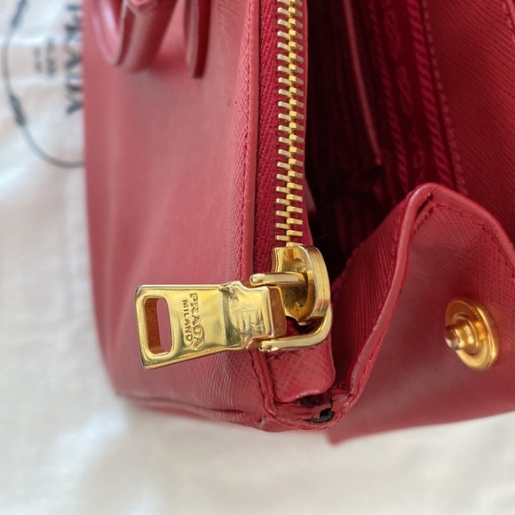 PRADA Saffiano Lux Large Galleria Double Zip Tote - Picture 7 of 14